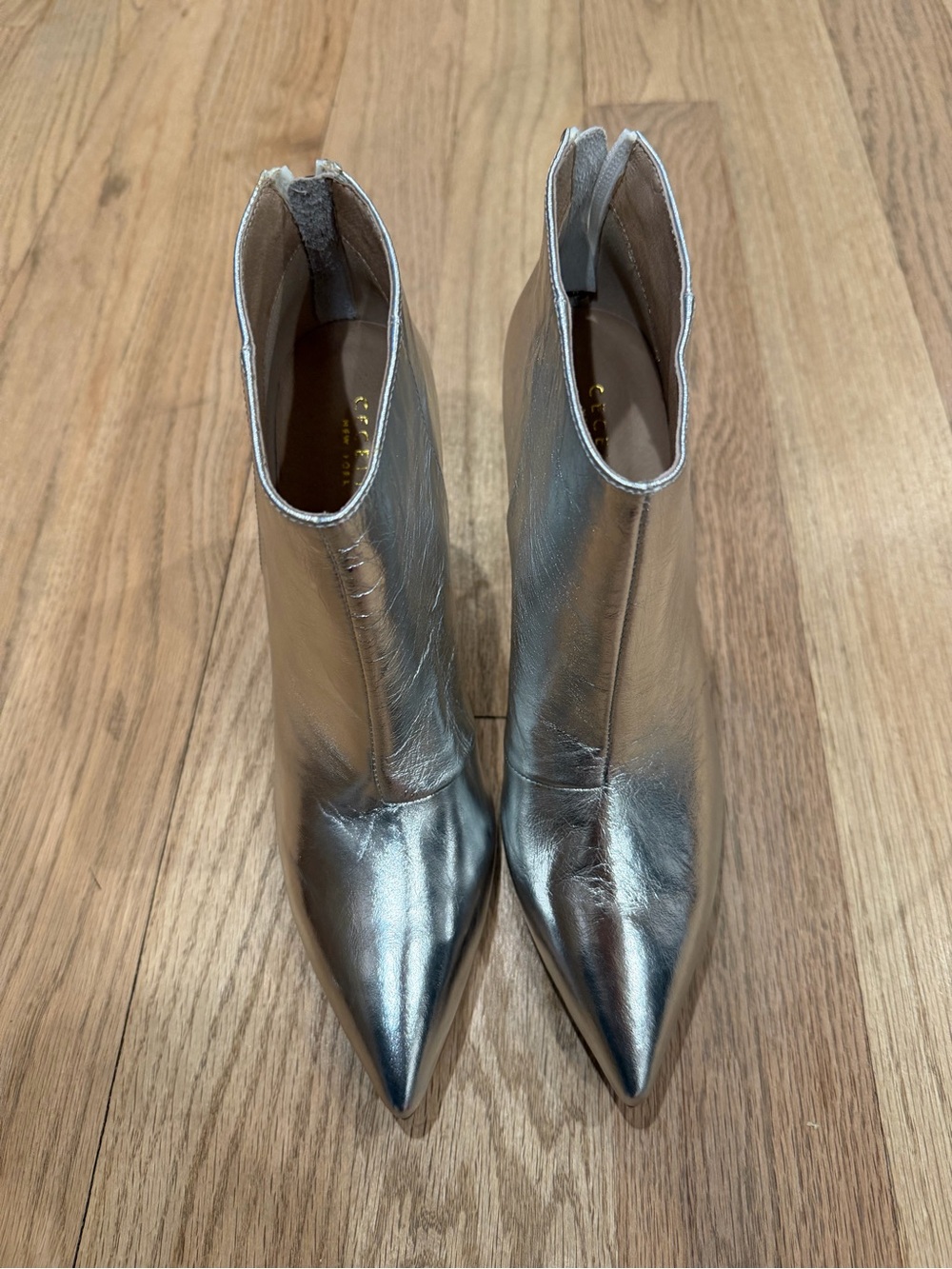 CECILIA EMMIE SILVER/CLEAR BOOTIE SZ 39 - Picture 4 of 7